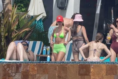 Hailey Bieber OnlyFans Leaked Free Thumbnail Picture - #O5F73EM7cG