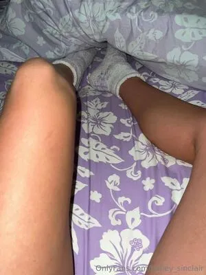 Hailey Sinclair OnlyFans Leaked Free Thumbnail Picture - #5iAnvrCN9p