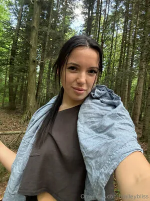 Haileybliss OnlyFans Leaked Free Thumbnail Picture - #dAtgHFDj3z