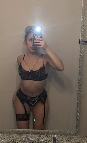 Hailsbee OnlyFans Leaked Free Thumbnail Picture - #2WTtmohWWo