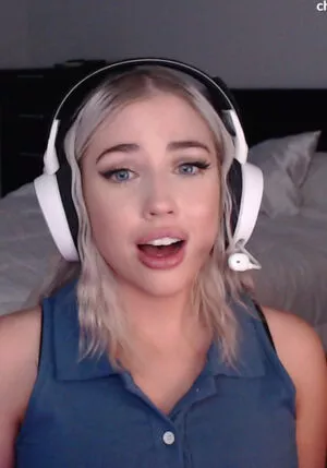 Hailsbee OnlyFans Leaked Free Thumbnail Picture - #99X92ShZss