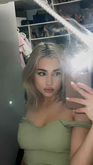 Hailsbee OnlyFans Leaked Free Thumbnail Picture - #U3cmY2aEBR