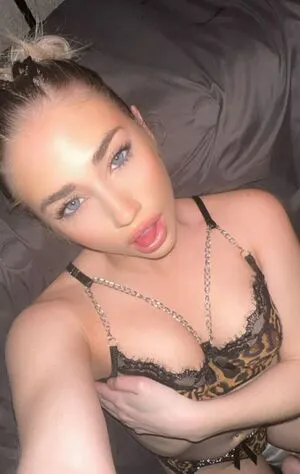 Hailsbee OnlyFans Leaked Free Thumbnail Picture - #kzdmGsm7Cg