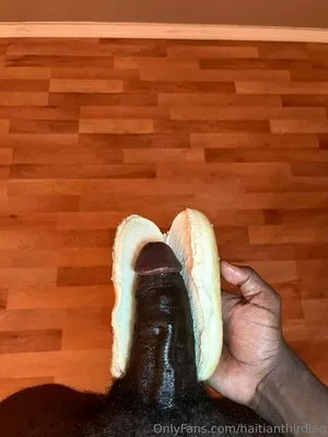 Haitianthirdleg Thumbnail Picture