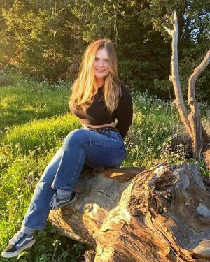 Haley E OnlyFans Leaked Free Thumbnail Picture - #cORCI5IRNy