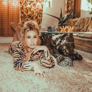 Haley Reinhart Profile Thumbnail