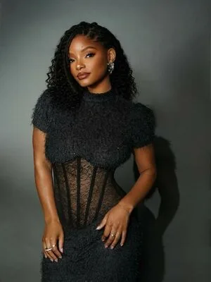 Halle Bailey OnlyFans Leaked Free Thumbnail Picture - #ShonfsLELZ
