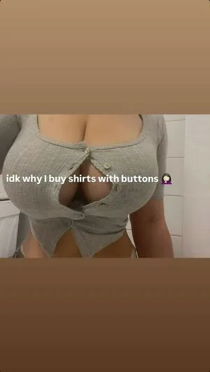 Halola OnlyFans Leaked Free Thumbnail Picture - #op1mOC3uJO