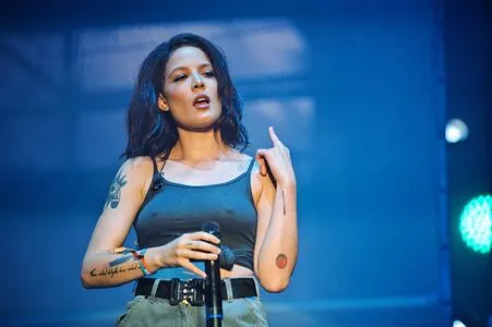 Halsey OnlyFans Leaked Free Thumbnail Picture - #1ZoY9vCKpX