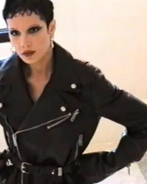 Halsey OnlyFans Leaked Free Thumbnail Picture - #78CaYbcW5R