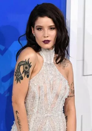 Halsey OnlyFans Leaked Free Thumbnail Picture - #8wOY8utjTP