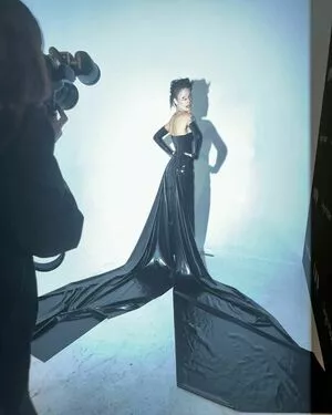 Halsey OnlyFans Leaked Free Thumbnail Picture - #9eshTMtTf3