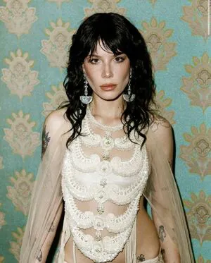 Halsey OnlyFans Leaked Free Thumbnail Picture - #ERL6NO5f2M