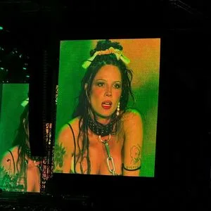Halsey OnlyFans Leaked Free Thumbnail Picture - #Gjp55sJ5tR