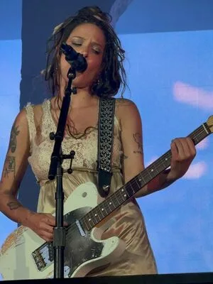 Halsey OnlyFans Leaked Free Thumbnail Picture - #I28mflhamr