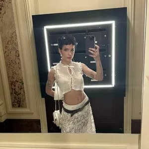Halsey OnlyFans Leaked Free Thumbnail Picture - #PW7ENCiTGU