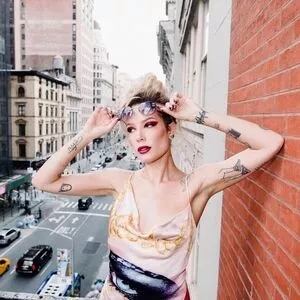 Halsey OnlyFans Leaked Free Thumbnail Picture - #RkppTcx56R