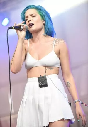 Halsey OnlyFans Leaked Free Thumbnail Picture - #Su0Sjx1pC0