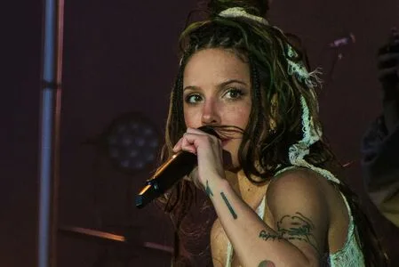 Halsey OnlyFans Leaked Free Thumbnail Picture - #Ybs6fPhNvS