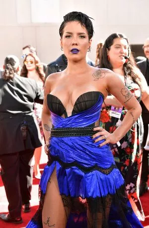 Halsey OnlyFans Leaked Free Thumbnail Picture - #aZ7O2x8nfE