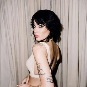 Halsey OnlyFans Leaked Free Thumbnail Picture - #ghuZDDHj5Z