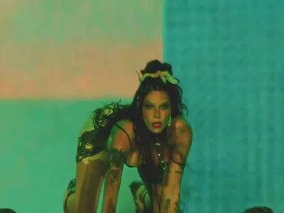 Halsey OnlyFans Leaked Free Thumbnail Picture - #nHuXryulO2