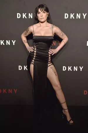 Halsey OnlyFans Leaked Free Thumbnail Picture - #opB103yaMv