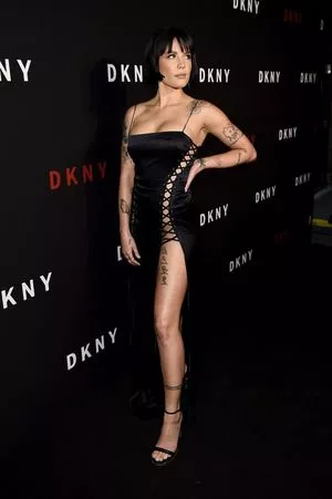 Halsey OnlyFans Leaked Free Thumbnail Picture - #wgDF24Y2Dd