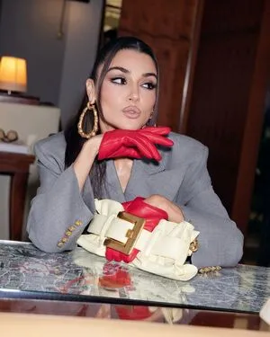Hande Ercel OnlyFans Leaked Free Thumbnail Picture - #gBVS6yjhfJ