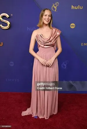 Hannah Einbinder OnlyFans Leaked Free Thumbnail Picture - #JrWw8fBsUd
