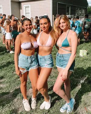 Hannah Malvone OnlyFans Leaked Free Thumbnail Picture - #ig2aGGyD2V