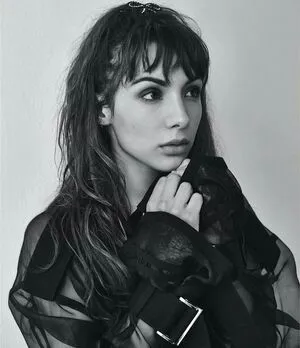 Hannah Marks OnlyFans Leaked Free Thumbnail Picture - #n4nEDHdstd