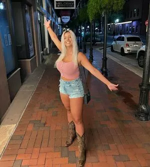 Hannah Murrell OnlyFans Leaked Free Thumbnail Picture - #FtByeyADmf