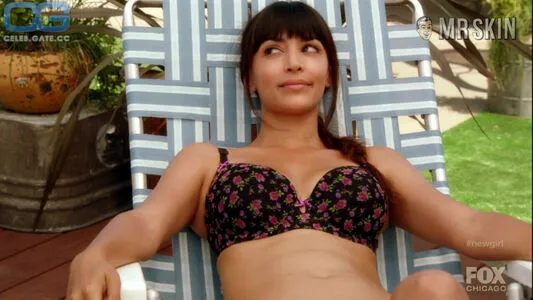 Hannah Simone OnlyFans Leaked Free Thumbnail Picture - #B7PI0uNJgU