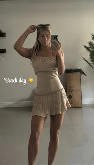 Hannah White Thumbnail Picture