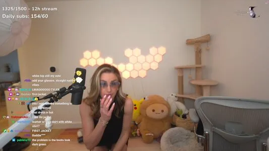 Hannahhitchner OnlyFans Leaked Free Thumbnail Picture - #klC6JFV7eK