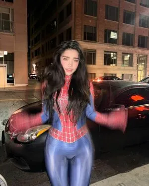 Hannahkae27 OnlyFans Leaked Free Thumbnail Picture - #GoDozpAAn2