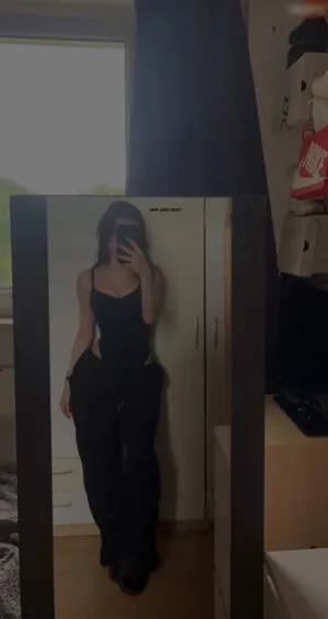 Hannahluisienne OnlyFans Leaked Free Thumbnail Picture - #GAKBYbfQ2O