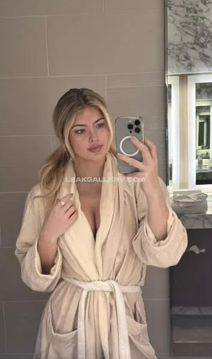 Hannahwhite OnlyFans Leaked Free Thumbnail Picture - #qR2le3VMRO