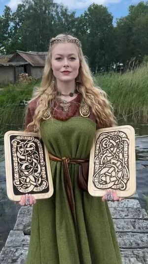 Hardardottir Art Thumbnail Picture