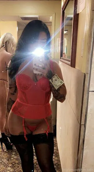 Hay Babe Thumbnail Picture