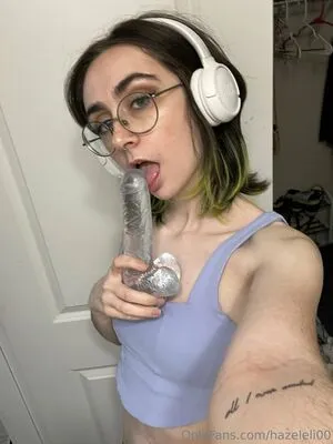 Hazeleli00 OnlyFans Leaked Free Thumbnail Picture - #LI7fAS1f3u