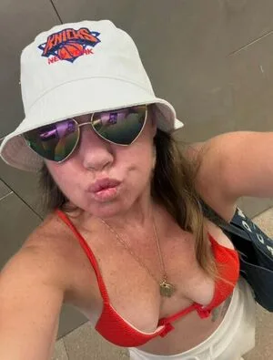 Heather Hardy Thumbnail Picture