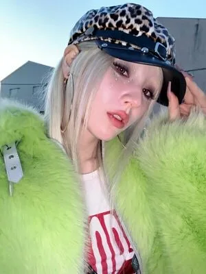 Heejin OnlyFans Leaked Free Thumbnail Picture - #1CibCzXb57