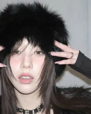 Heejin OnlyFans Leaked Free Thumbnail Picture - #2AWjeV7A1j