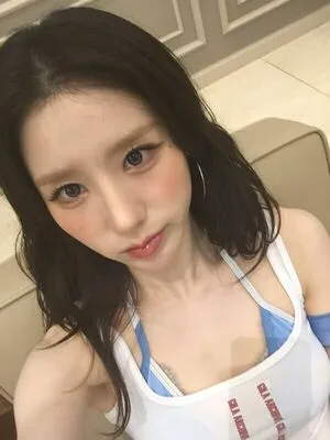 Heejin OnlyFans Leaked Free Thumbnail Picture - #51SXgcEw7S