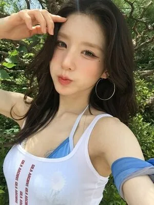 Heejin OnlyFans Leaked Free Thumbnail Picture - #Gi3B6ZDAkr
