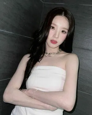 Heejin OnlyFans Leaked Free Thumbnail Picture - #fec2LHuoM1