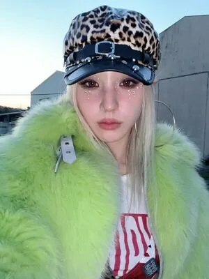 Heejin OnlyFans Leaked Free Thumbnail Picture - #izXuNtF99y