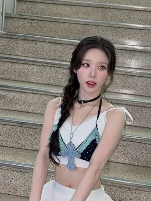 Heejin OnlyFans Leaked Free Thumbnail Picture - #s2Y8L9tj4k